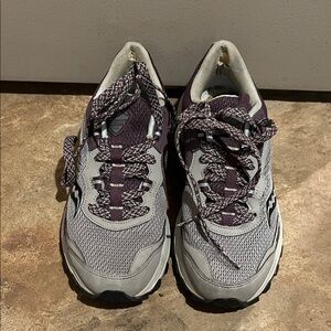 Saucony Women's Sneakers in Gray and Dark Purple